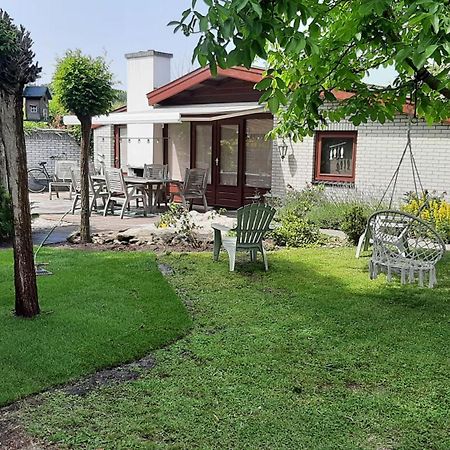 Bungalow De Pluumpot Scherpenisse Exterior photo